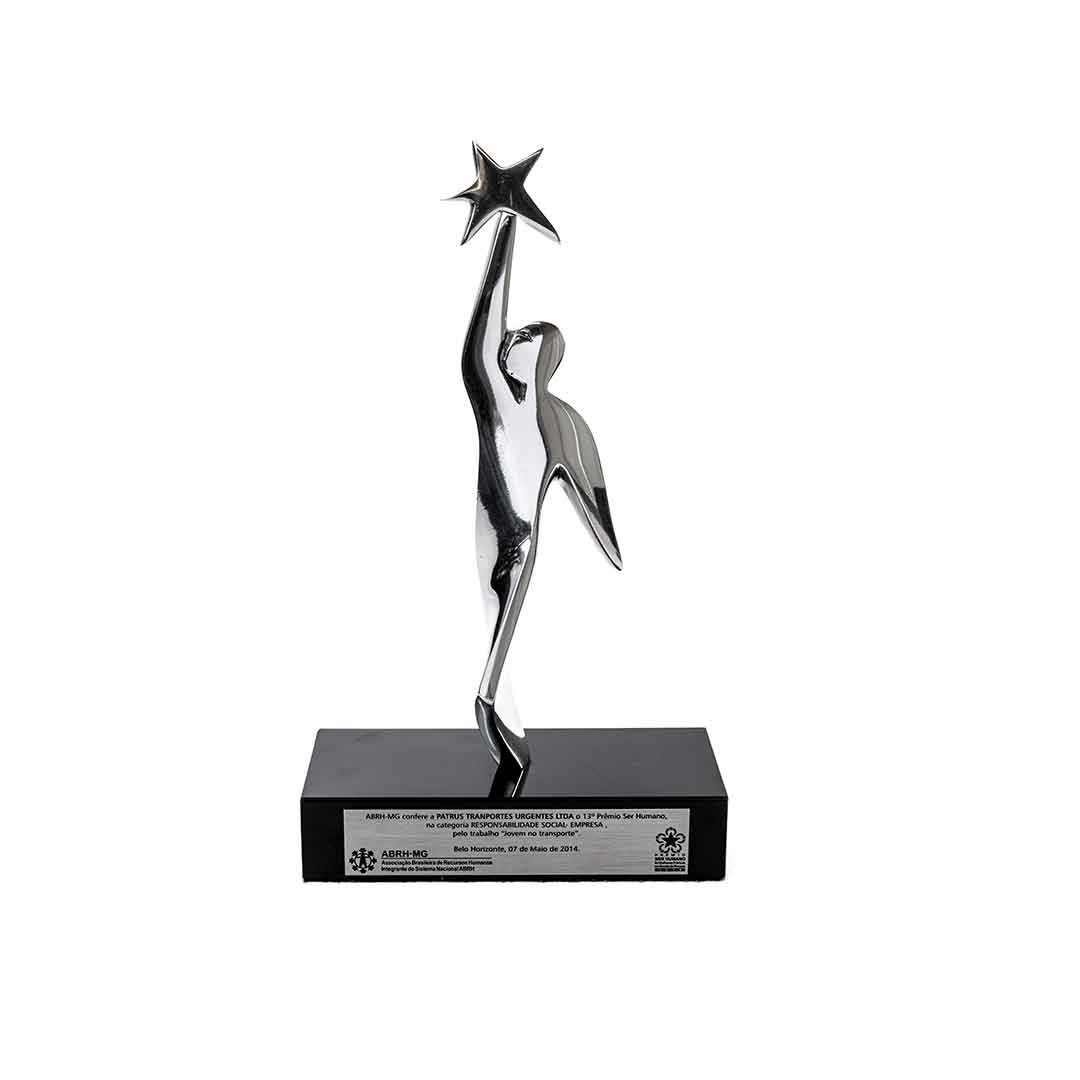 Troféu do prêmio ABRH -Minas Gerais recebido pela Patrus